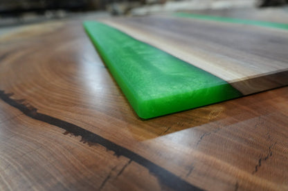 12" X 23" Green Apple Serving Tray - Ol Loggin Sawmill