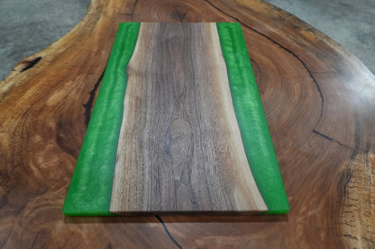 12" X 23" Green Apple Serving Tray - Ol Loggin Sawmill