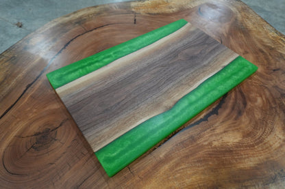 12" X 23" Green Apple Serving Tray - Ol Loggin Sawmill