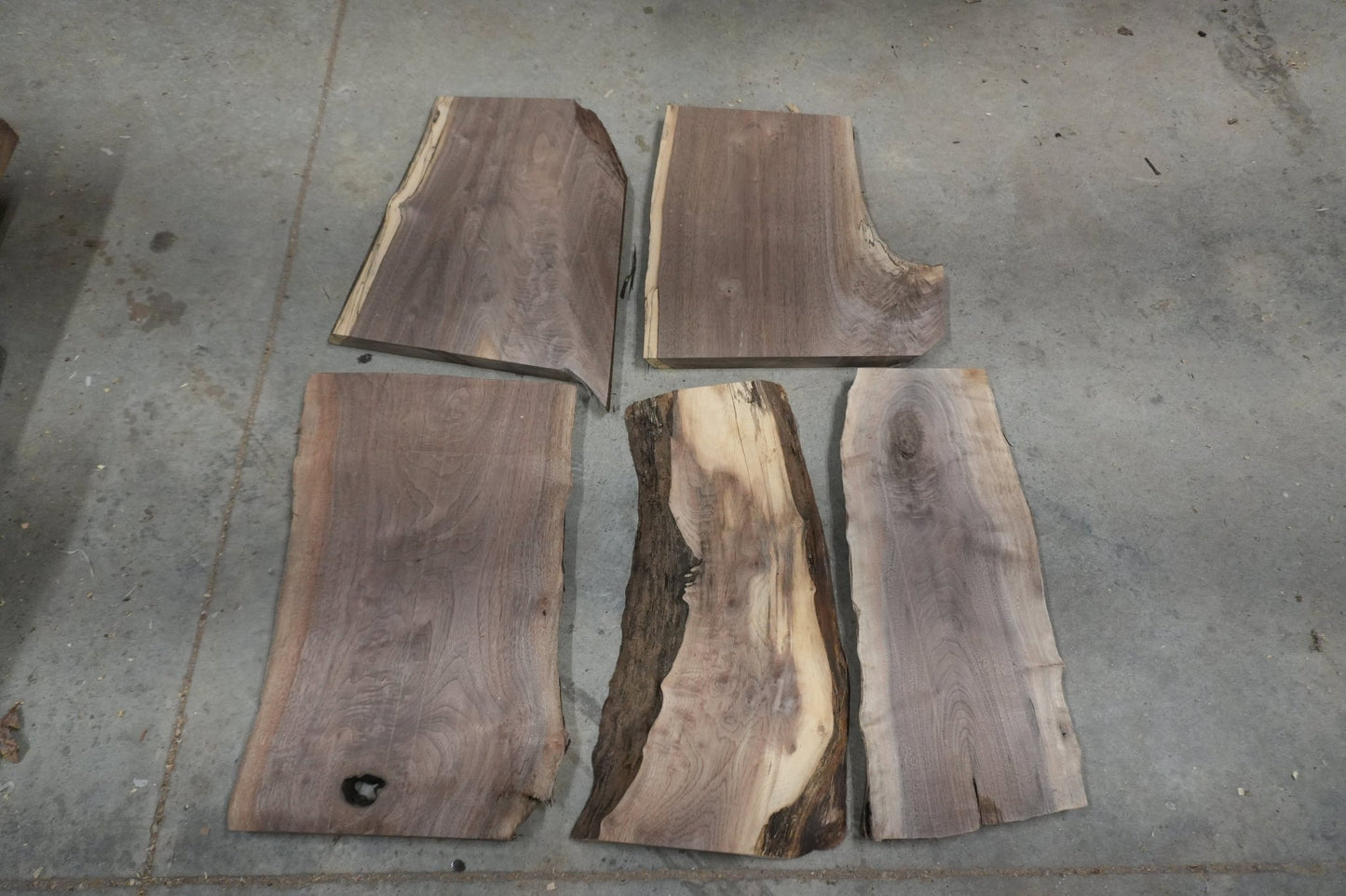 20 - " Walnut Wood Kit Live - Edge (large Pieces) - Ol Loggin Sawmill