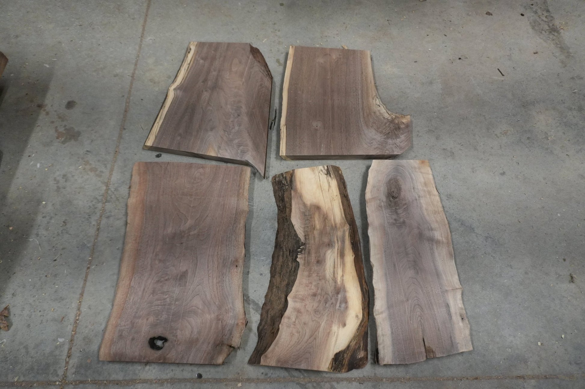 20 - " Walnut Wood Kit Live - Edge (large Pieces) - Ol Loggin Sawmill